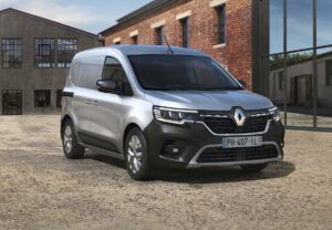Renault Kangoo e Mercedes Citan vencem prémio de furgão do ano thumbnail