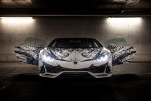 Lamborghini Huracán foi “tela” para a criação da obra de arte conhecida como Minotauro thumbnail