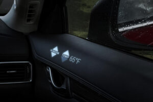 Mazda patenteou tecnologia de hologramas em substituição dos botões físicos thumbnail