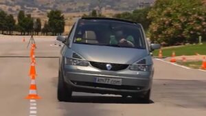 Como se sai um Renault Avantime no teste do alce? thumbnail