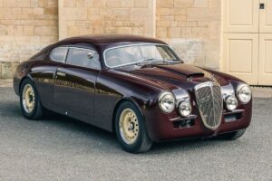 Empresa britânica cria restomod do Lancia Aurelia GT com mais de 300 cv thumbnail