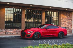 Shelby American cria o Ford Mustang de produção mais potente de sempre thumbnail