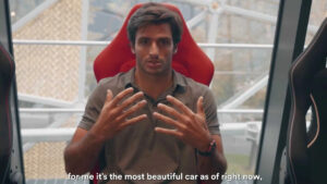 Carlos Sainz mostra processo de personalização do seu novo Ferrari thumbnail