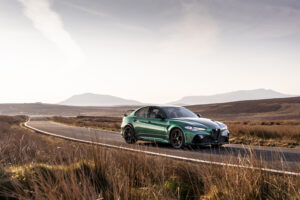 Alfa Romeo Giulia GTAm vence prémio “Sportsca of the year 2021” da Auto Bild thumbnail