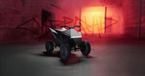 Tesla Cyberquad, a Moto4 para crianças inspirada na Tesla Cybertruck thumbnail