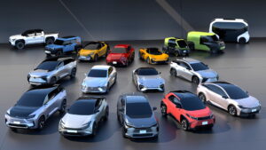 Toyota e Lexus mostram 17 elétricos de uma vez só thumbnail