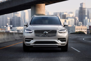 Volvo XC90 Plug-in Hybrid passa a pagar Classe 1 nas portagens thumbnail