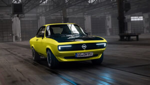 Festival Automobile Internacional premeia Opel Manta GSe ElektroMOD thumbnail