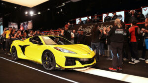 Primeiro Corvette Z06 de aniversário vendido por valor recorde no leilão da Barret-Jackson thumbnail