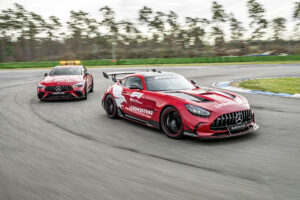 Mercedes-AMG apresenta o novo Safety Car e Medical Car para a Fórmula 1 thumbnail