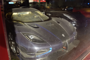 YouTuber descobre Koenigsegg One:1 abandonado no Dubai thumbnail