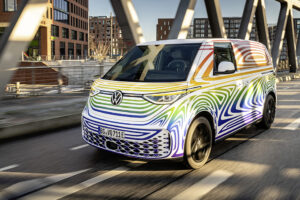 Volkswagen ID.Buzz continua o seu tour pelas principais cidades europeias thumbnail