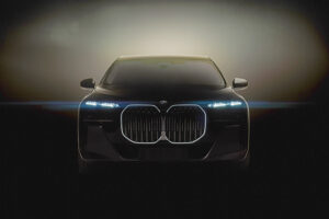 BMW revela alguns detalhes do novo Série 7, que vai apresentar em abril thumbnail