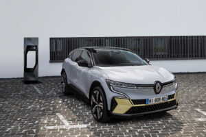 Renault já soma dez anos de mobilidade elétrica sem qualquer restrição thumbnail