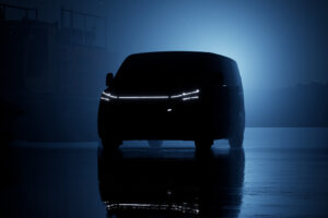 A linha de modelos profissionais da Ford vai receber um segundo modelo elétrico thumbnail