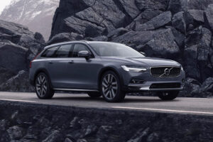 Volvo anuncia resultados de abril, com mais vendas de carros eletrificados thumbnail