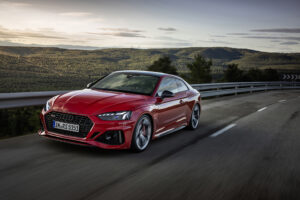 Audi apresenta novo Competition Package para a RS4 Avant e para os dois RS5 thumbnail