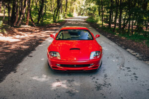 Vendas privadas da RM Sothebys acabam de receber um fantástico Ferrari 550 Maranello thumbnail