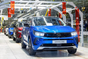 Opel comemora os 30 anos da fábrica de Eisenach com um dia de portas abertas thumbnail