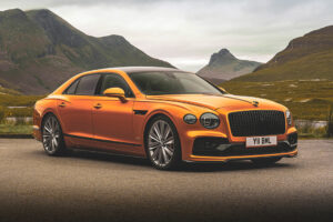 Bentley adiciona a versão Speed ao seu modelo mais imponente, o Flying Spur thumbnail