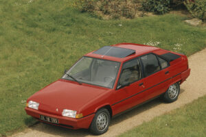 Citroën está a comemorar os 40 anos desde o original lançamento do BX thumbnail