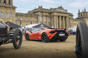 Lamborghini marcou presença no Salon Privé com alguns clássicos históricos thumbnail
