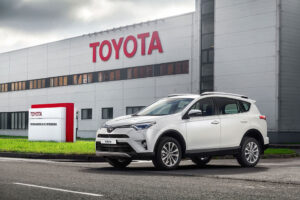 Toyota desiste de produzir automóveis na fábrica de São Petersburgo, na Rússia thumbnail