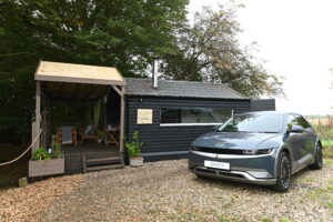 Hyundai já inaugurou o seu hotel alimentado em exclusivo por IONIQ5 thumbnail