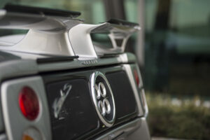 Pagani apresentou três serviços destinados a manter os seus modelos perfeitos thumbnail