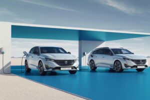 No próximo ano, a gama eletrificada da Peugeot será ainda mais completa thumbnail