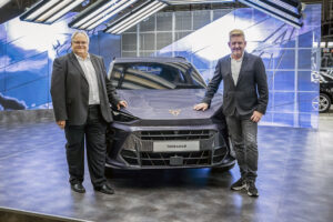 Cupra apresentou o Terramar à equipa que o vai produzir a partir de 2024 thumbnail