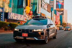 Hyundai IONIQ 5 RoboTaxi colocado à prova nos desafios de Las Vegas thumbnail