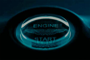Terá sido apanhado em vídeo o sucessor do Aston Martin DB11? thumbnail