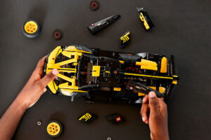 Nova parceria entre a Bugatti e a Lego tem o Bolide como protagonista thumbnail