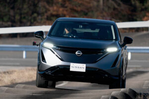Nissan continua a revelar os exigentes testes que efetuou ao seu novo Ariya thumbnail