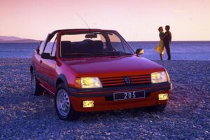 Peugeot 205 acaba de cumprir o seu 40º aniversário thumbnail