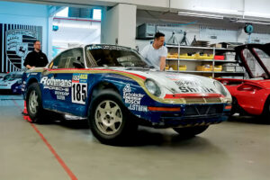 Porsche já iniciou o processo de restauro do Porsche 959 Paris Dakar de 1986 thumbnail