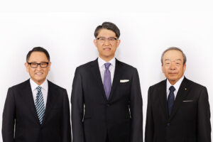 Akio Toyoda abandona o cargo de CEO da Toyota cedendo o lugar a Koji Sato thumbnail