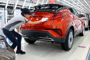 Segunda geração do Toyota C-HR será construído na fábrica da Turquia thumbnail