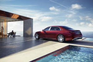Mercedes-Maybach apresenta o seu primeiro modelo híbrido plug-in thumbnail