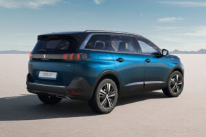 Peugeot 3008 e 5008 recebem versão híbrida com um novo motor e uma nova caixa thumbnail
