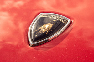 Lamborghini: 2023 foi o ano do melhor desempenho financeiro de sempre thumbnail