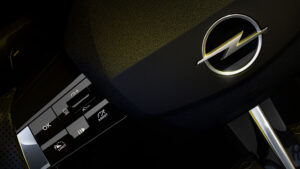 Opel participa no projeto STADT:UP relacionado com a condução autónoma thumbnail