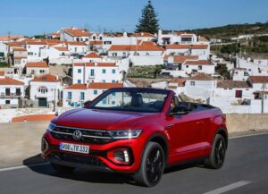 Vendas na Europa em fevereiro: Volkswagen na frente da Toyota, mas houve troca no ‘pódio’ thumbnail