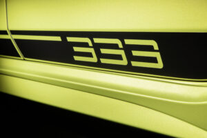 Golf R 333 que esgotou em 8 minutos é “extremamente importante” para a Volkswagen thumbnail