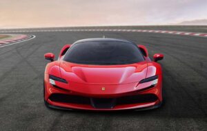 Ferrari prevê lucros a crescer 32%… thumbnail