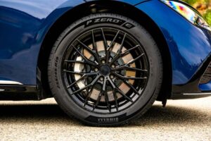 Novo logotipo Pirelli para identificar pneus com pelo menos 50% de materiais sustentáveis thumbnail