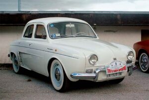 Clássicos, Renault Dauphine: tipicamente francês thumbnail