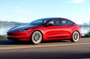 Facelift do Tesla Model 3: novo estilo, habitáculo melhorado e mais autonomia thumbnail