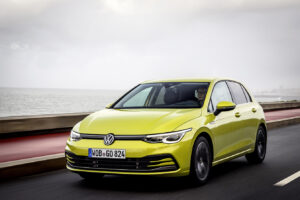 Segmento C, Familiares compactos: VW Golf lidera vendas na UE, mas Skoda Octavia cresce rapidamente thumbnail